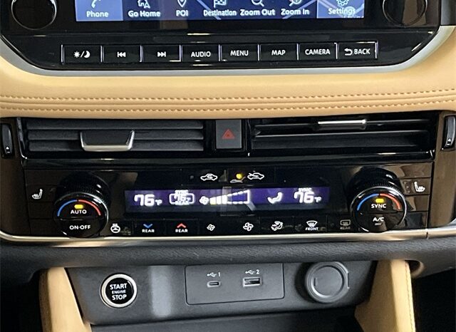 
								Nissan Rogue full									