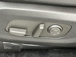 
										Kia Carnival Hybrid full									