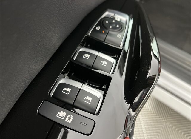 
 Kia K5 full									