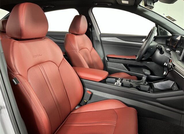 
 Kia K5 full									