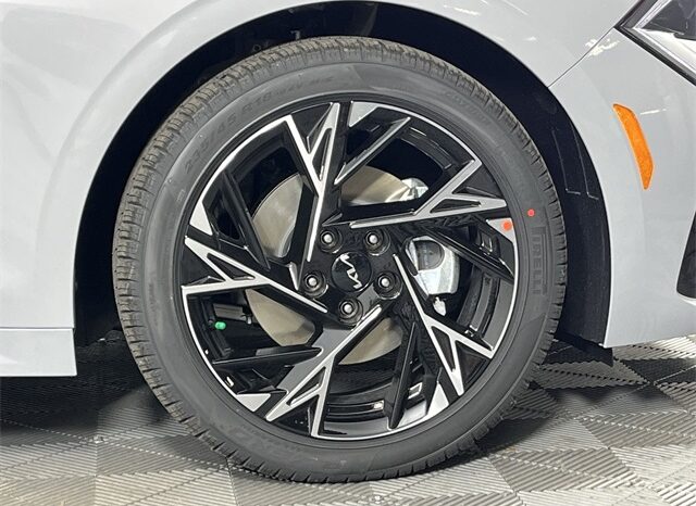 
 Kia K5 full									