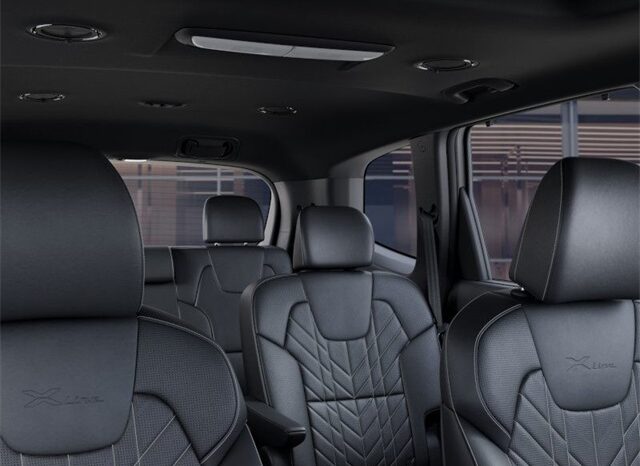 
								Kia Telluride full									