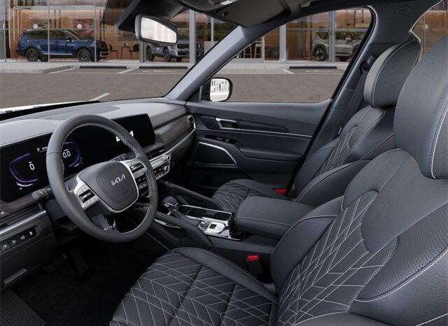 
								Kia Telluride full									