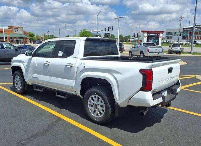 
 Toyota Tacoma full									