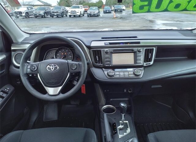
								Toyota RAV4 full									