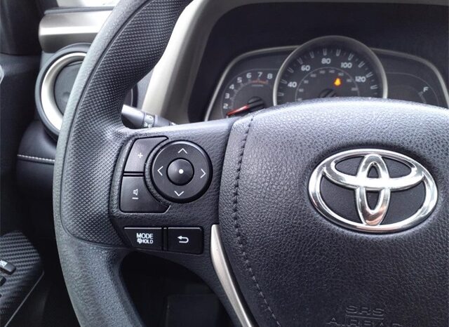 
								Toyota RAV4 full									