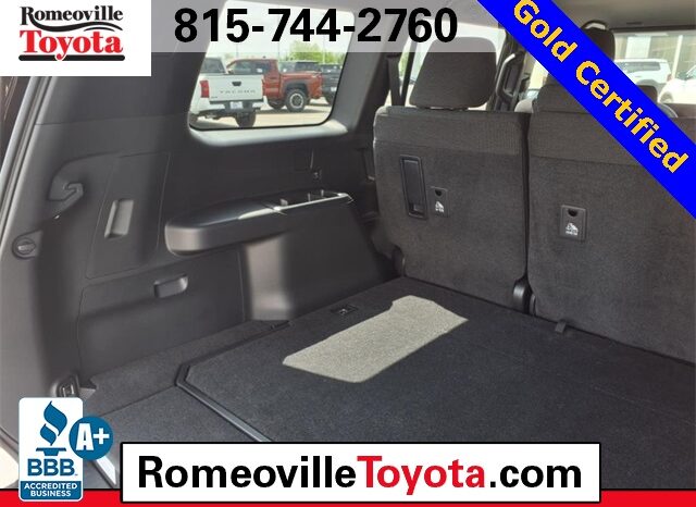 
 Toyota Land Cruiser full									