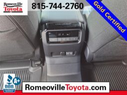 
 Toyota Land Cruiser full									