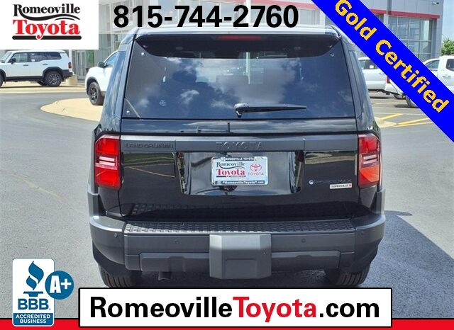 
 Toyota Land Cruiser full									