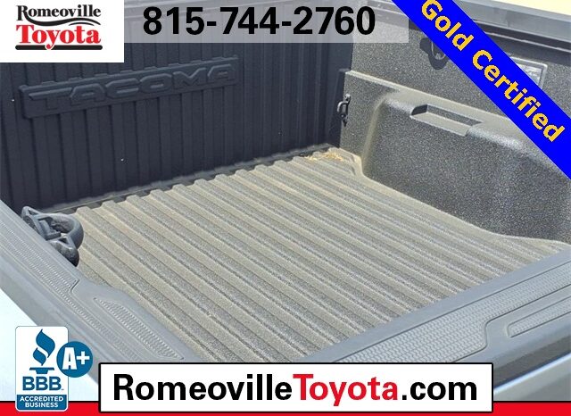 
 Toyota Tacoma full									