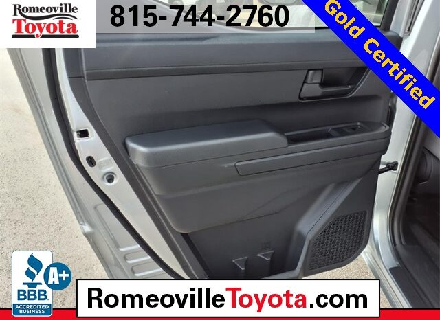 
 Toyota Tacoma full									