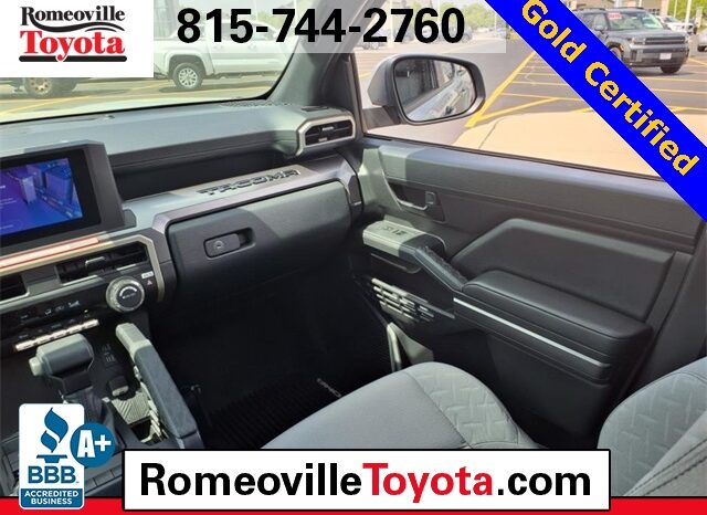 
 Toyota Tacoma full									