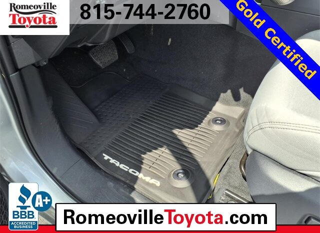 
 Toyota Tacoma full									