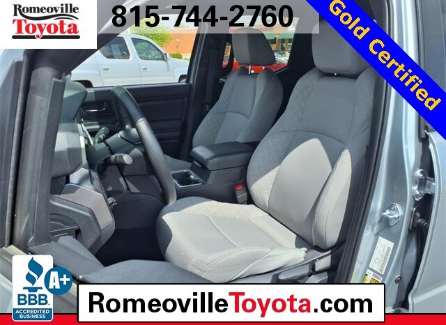 
 Toyota Tacoma full									
