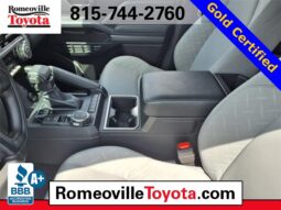 
 Toyota Tacoma full									