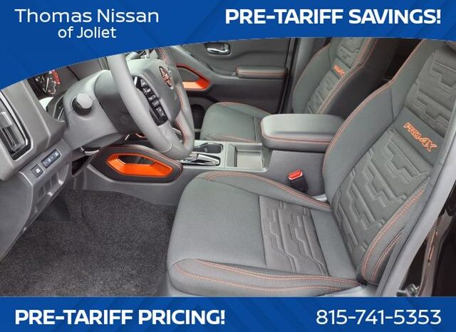 
								Nissan Frontier full									