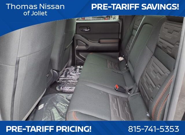 
								Nissan Frontier full									