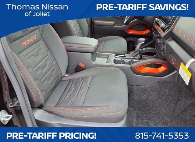 
								Nissan Frontier full									