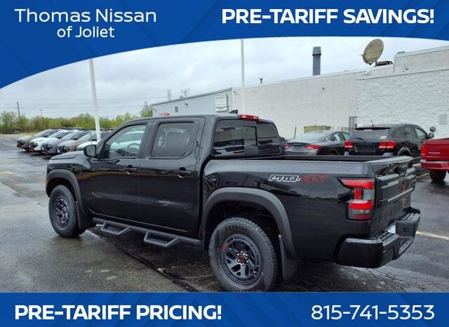 
								Nissan Frontier full									
