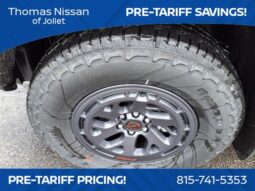 
										Nissan Frontier full									