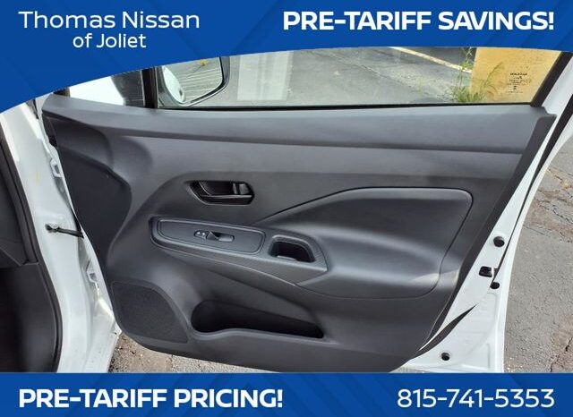 
 Nissan Versa full									