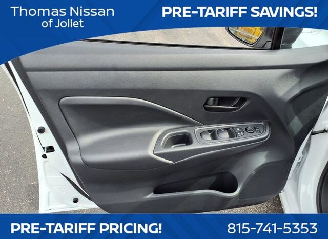 
 Nissan Versa full									