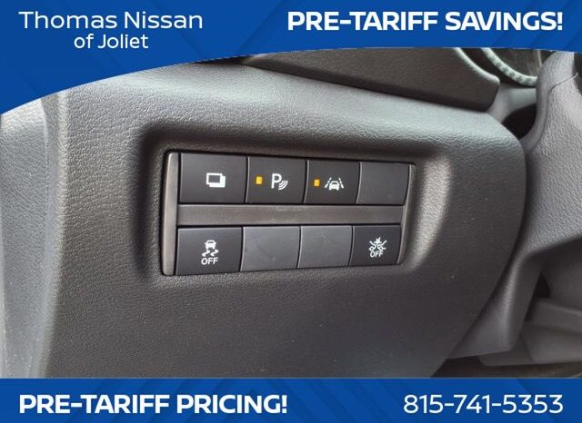 
 Nissan Versa full									