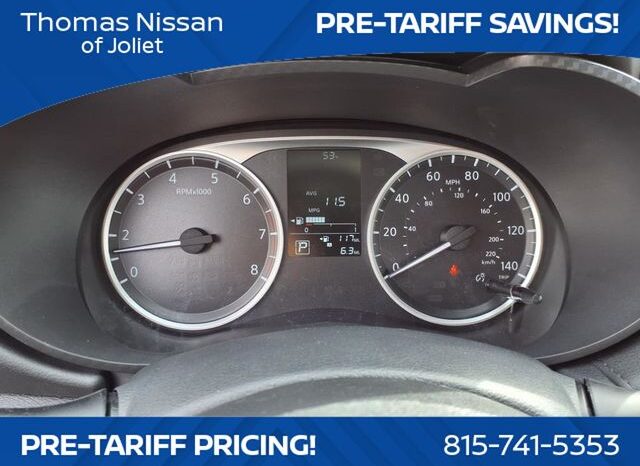 
 Nissan Versa full									