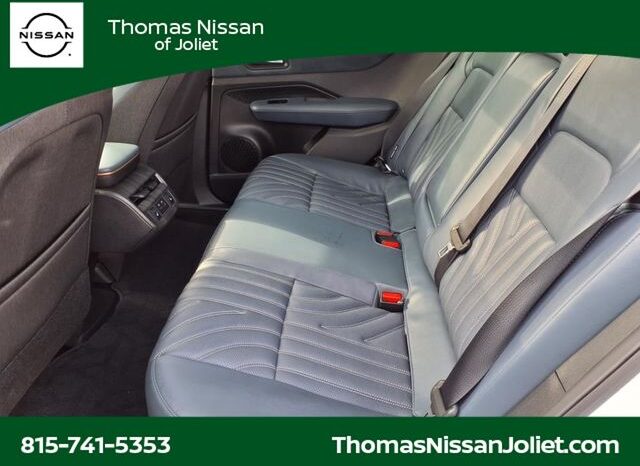 
								Nissan Ariya full									