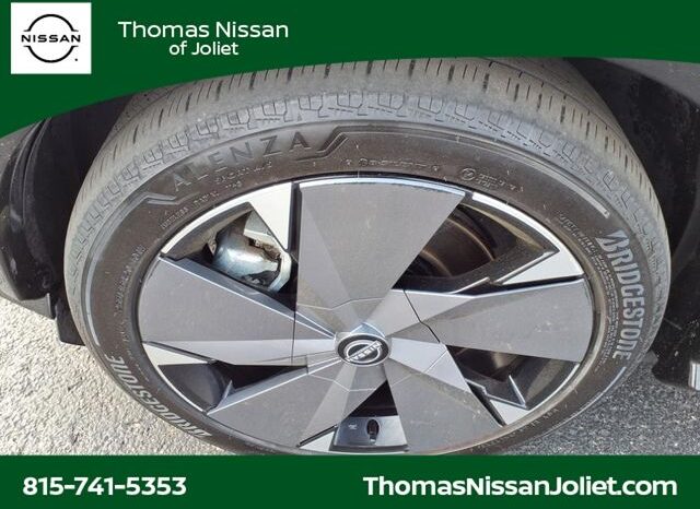 
								Nissan Ariya full									