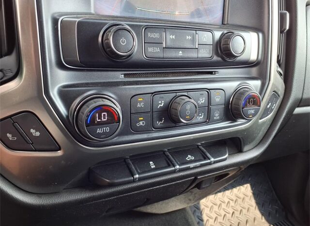 
 Chevrolet Silverado 1500 full									