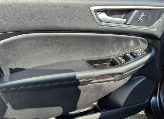 
 Ford Edge full									
