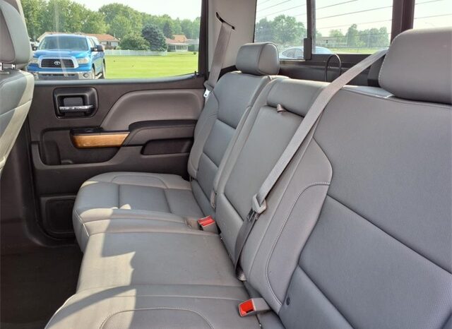
 Chevrolet Silverado 1500 full									