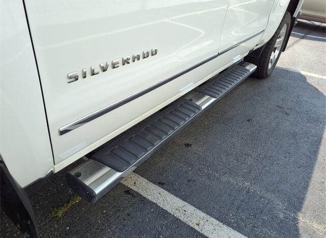 
 Chevrolet Silverado 1500 full									