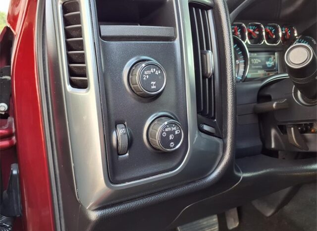 
 Chevrolet Silverado 1500 full									