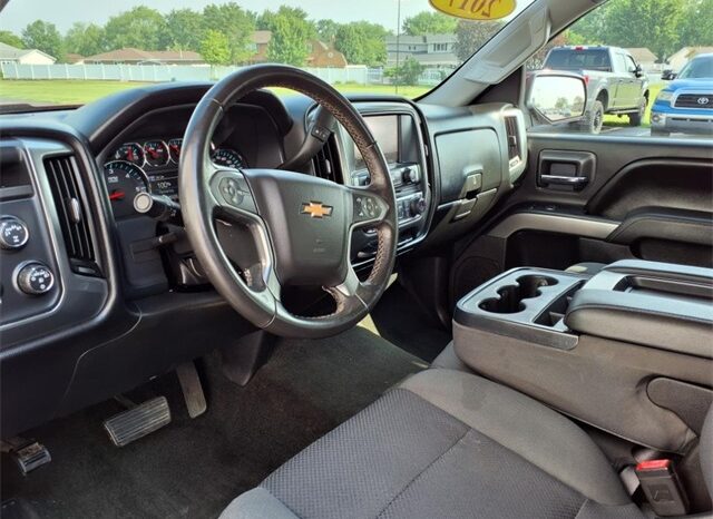 
 Chevrolet Silverado 1500 full									