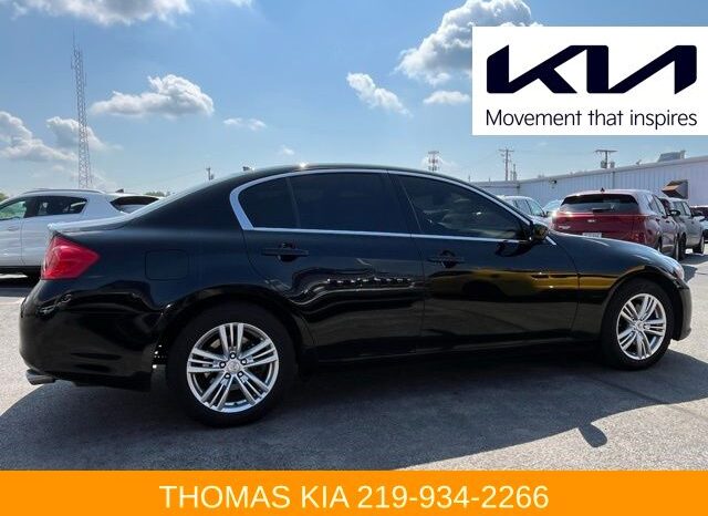 
 INFINITI Q40 full									