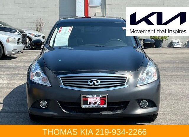 
 INFINITI Q40 full									