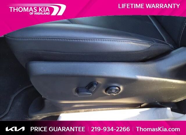 
 Chrysler Pacifica Hybrid full									