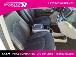 
 Chrysler Pacifica Hybrid full									