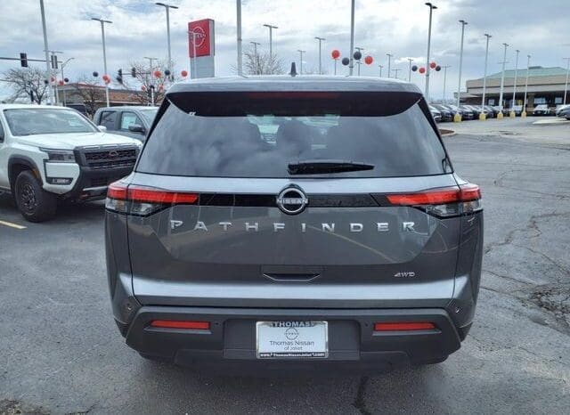 
 Nissan Pathfinder full									