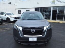 
 Nissan Pathfinder full									