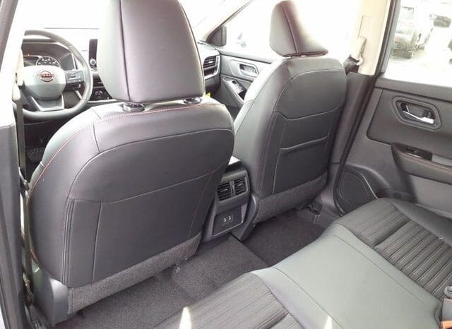 
 Nissan Rogue full									