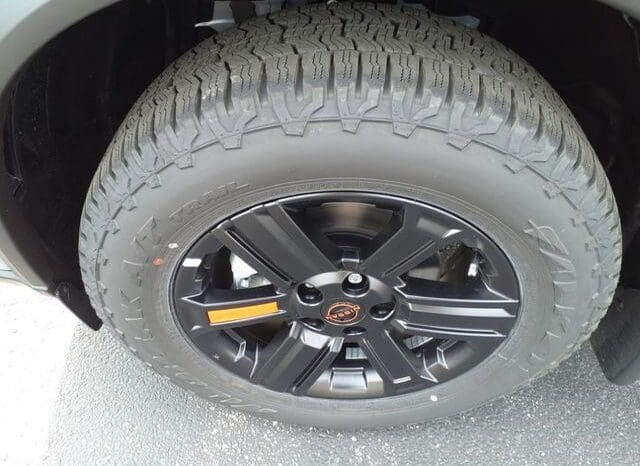 
 Nissan Rogue full									