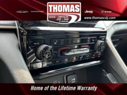
										Jeep Grand Cherokee L full									