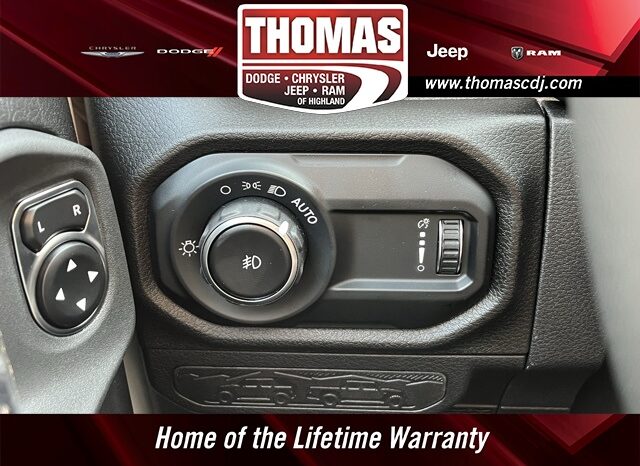 
								Jeep Wrangler full									