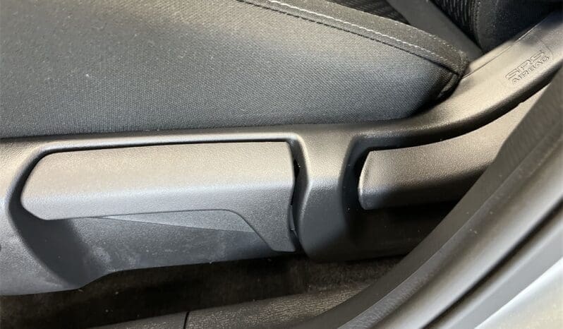 
 Mitsubishi Outlander PHEV full									