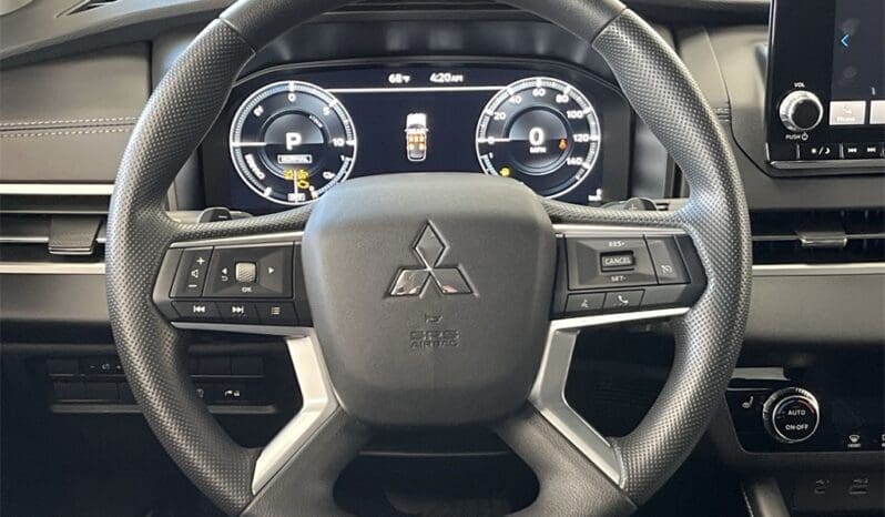 
 Mitsubishi Outlander PHEV full									