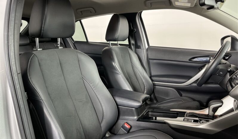 
 Mitsubishi Eclipse Cross full									