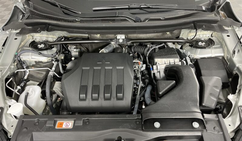 
 Mitsubishi Eclipse Cross full									